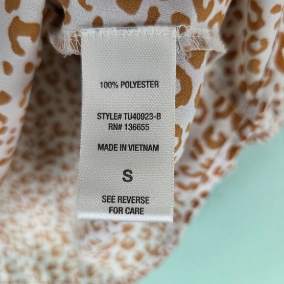 West Kei Womens White Tan Animal Print Blouse Top Size Small - Picture 6 of 7